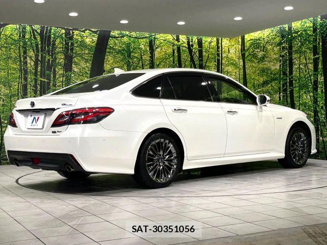 Toyota CROWN SEDAN 2018-09 8073407-17