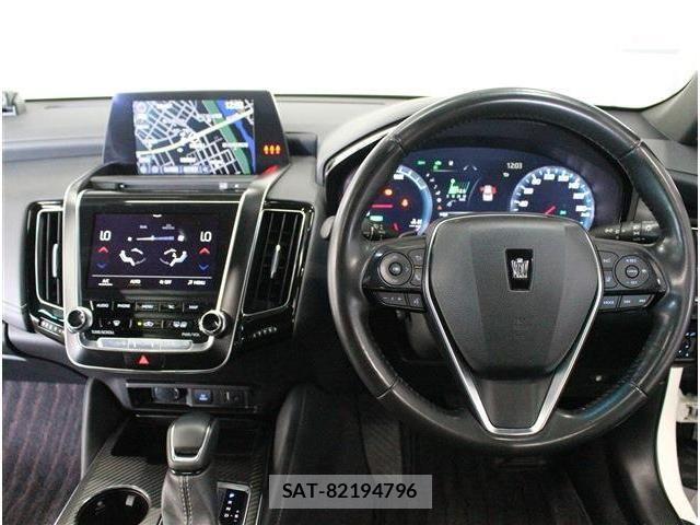 Toyota CROWN SEDAN 2019-11 8073409-9