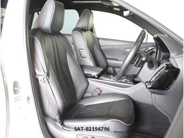 Toyota CROWN SEDAN 2019-11 8073409-10