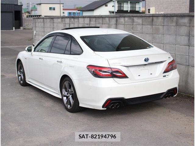 Toyota CROWN SEDAN 2019-11 8073409-7