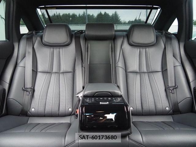 Toyota CROWN SEDAN 2022-04 8098682-11