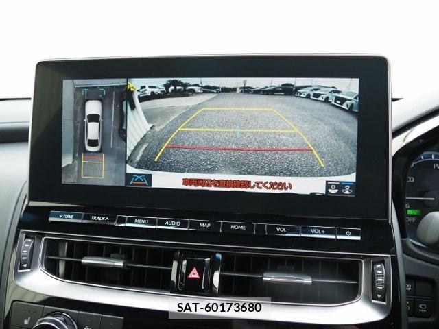 Toyota CROWN SEDAN 2022-04 8098682-16