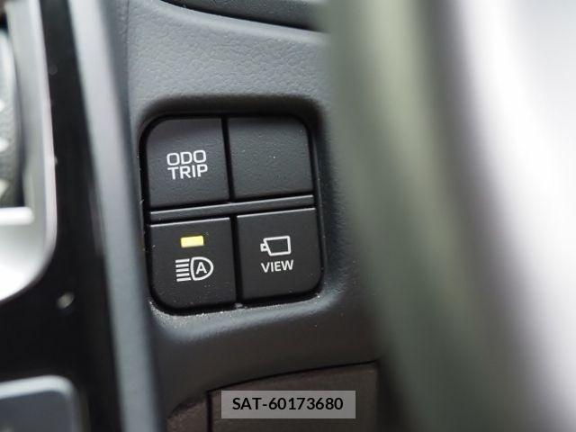 Toyota CROWN SEDAN 2022-04 8098682-27