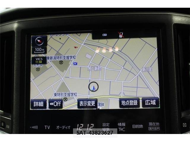 Toyota CROWN SEDAN 2016-12 8098683-2
