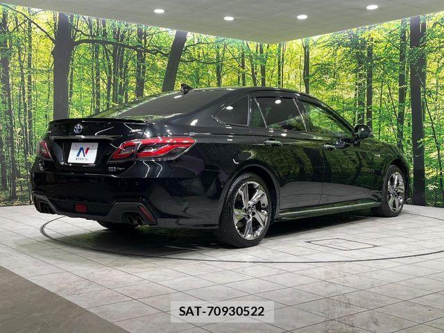 Toyota CROWN SEDAN 2019-05 8129537-17