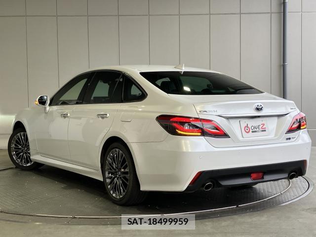 Toyota CROWN SEDAN 2021-02 8129536-1