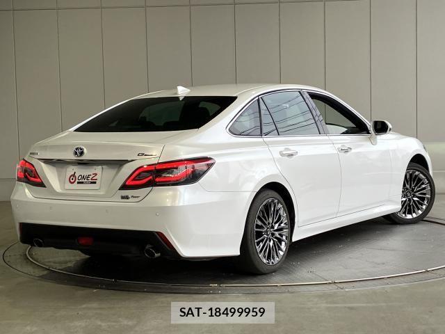 Toyota CROWN SEDAN 2021-02 8129536-28