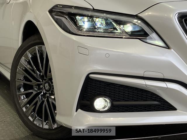 Toyota CROWN SEDAN 2021-02 8129536-2