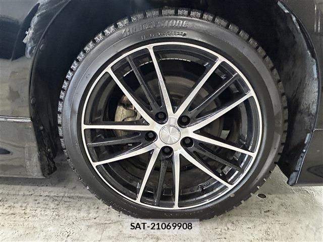Toyota CROWN SEDAN 2019-12 8158220-8