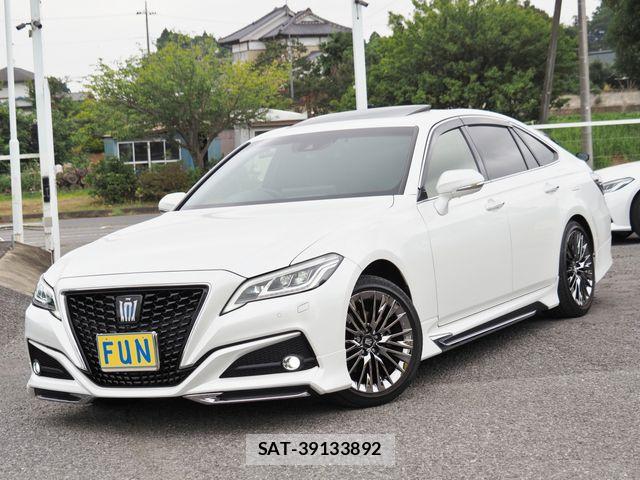 Toyota CROWN SEDAN 2021-05 8207063-0