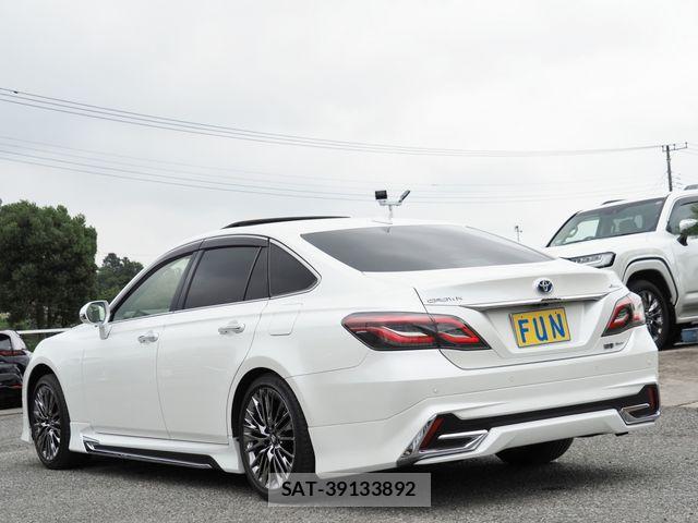 Toyota CROWN SEDAN 2021-05 8207063-5