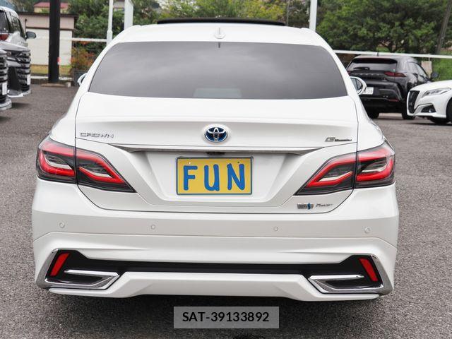 Toyota CROWN SEDAN 2021-05 8207063-6