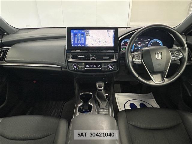 Toyota CROWN SEDAN 2021-06 8207064-13