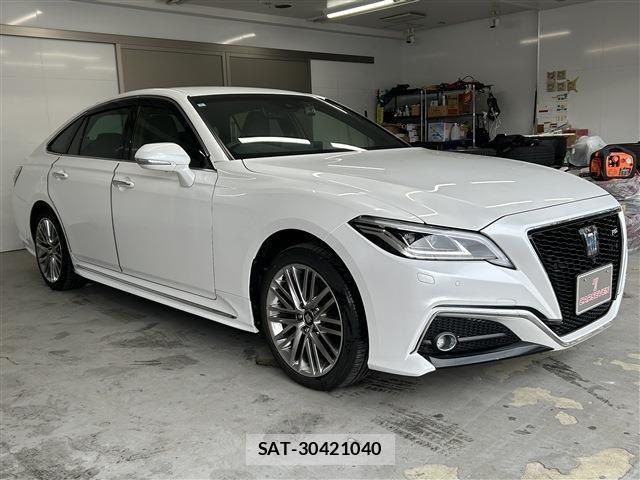 Toyota CROWN SEDAN 2021-06 8207064-2