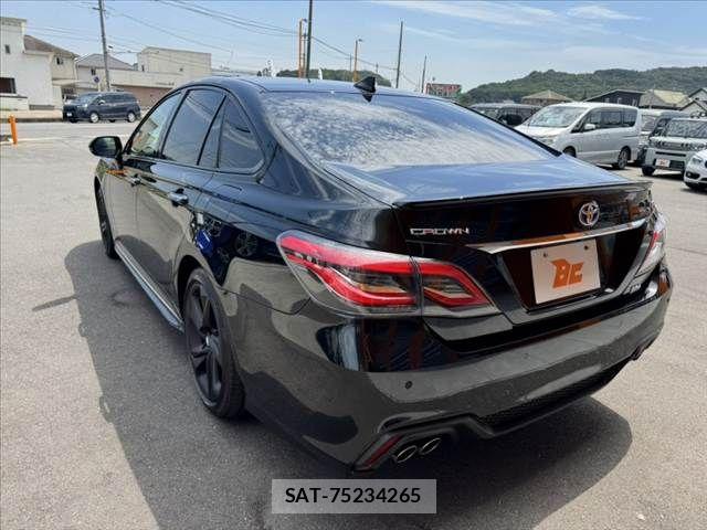 Toyota CROWN SEDAN 2019-12 8229427-12