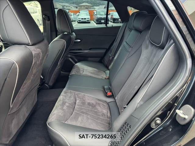 Toyota CROWN SEDAN 2019-12 8229427-18