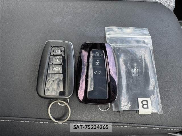 Toyota CROWN SEDAN 2019-12 8229427-6