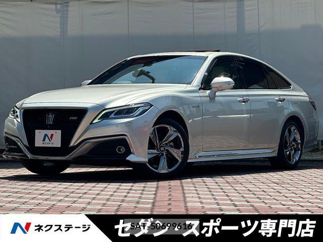 Toyota CROWN SEDAN 2018-06 8229428-0