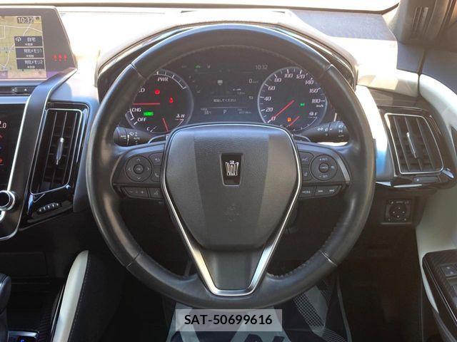 Toyota CROWN SEDAN 2018-06 8229428-10