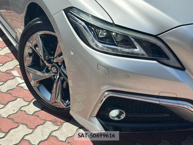 Toyota CROWN SEDAN 2018-06 8229428-11