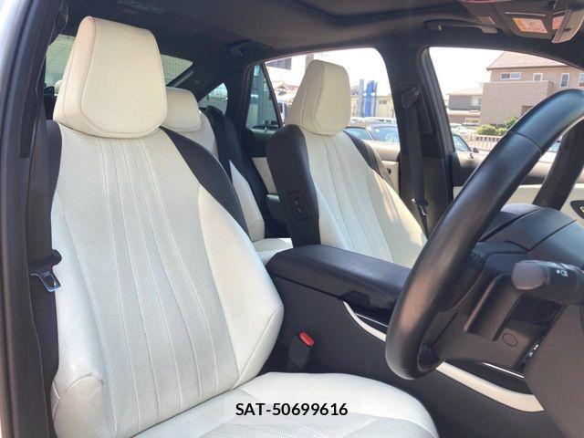 Toyota CROWN SEDAN 2018-06 8229428-7