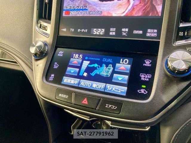 Toyota CROWN SEDAN 2018-03 8244930-10
