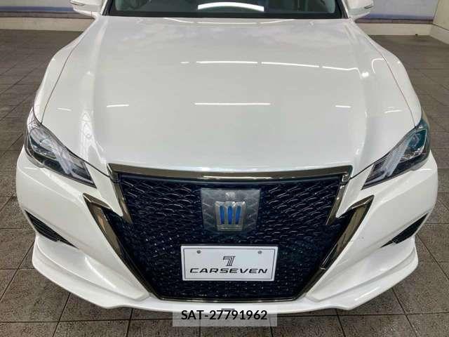 Toyota CROWN SEDAN 2018-03 8244930-17