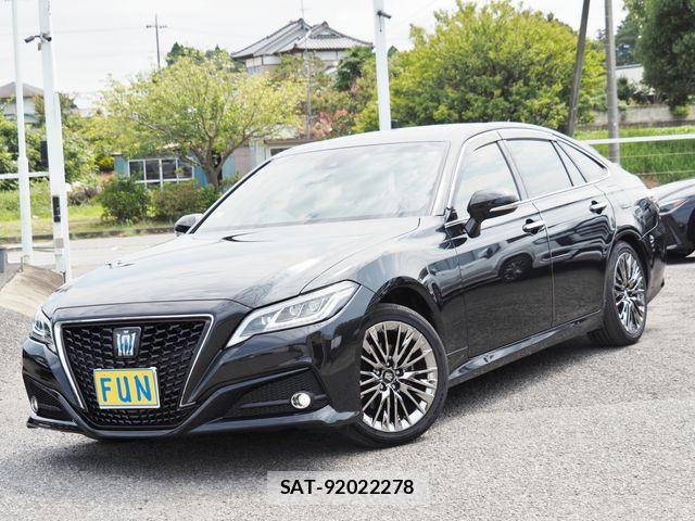 Toyota CROWN SEDAN 2022-01 8313959-0