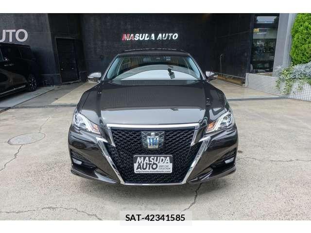 Toyota CROWN SEDAN 2017-06 8335398-1
