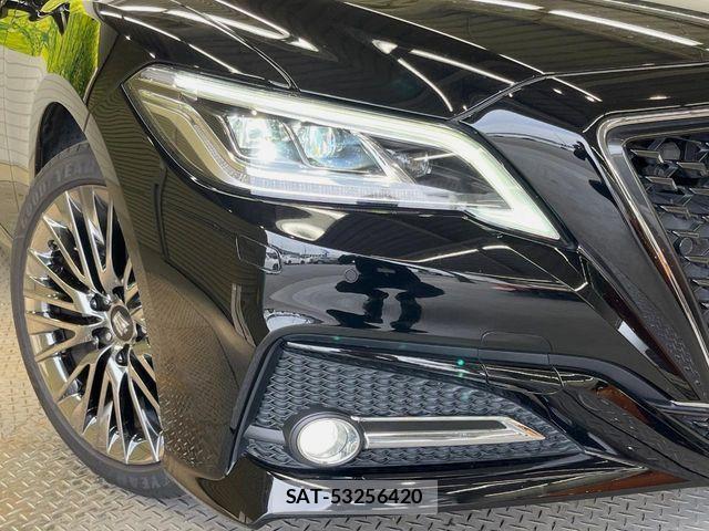 Toyota CROWN SEDAN 2022-01 8354241-11