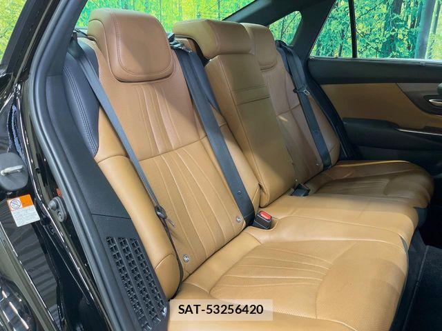 Toyota CROWN SEDAN 2022-01 8354241-8
