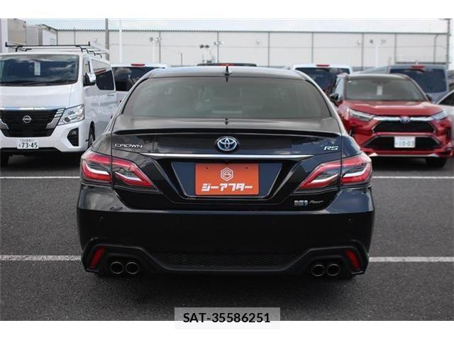 Toyota CROWN SEDAN 2018-11 8365323-11