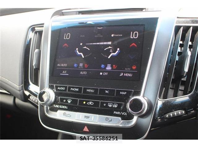 Toyota CROWN SEDAN 2018-11 8365323-3