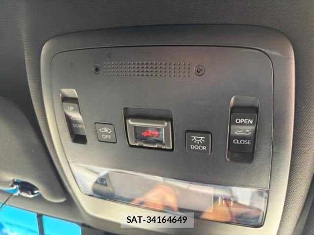 Toyota CROWN SEDAN 2020-03 8371555-23