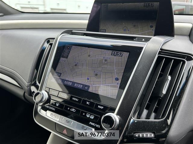 Toyota CROWN SEDAN 2019-09 8411817-16