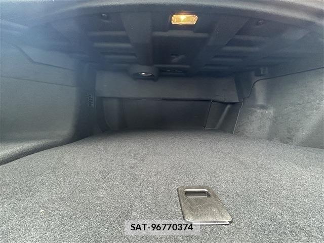 Toyota CROWN SEDAN 2019-09 8411817-29