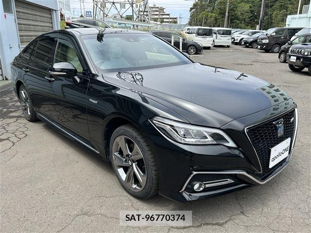 Toyota CROWN SEDAN 2019-09 8411817-8