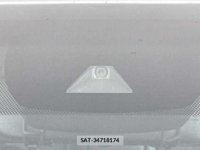 Toyota CROWN SEDAN 2021-04 8438032-5