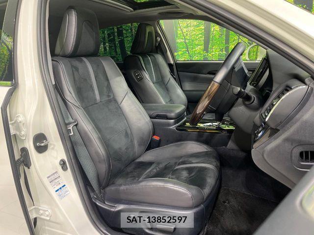 Toyota CROWN SEDAN 2018-04 8457243-8