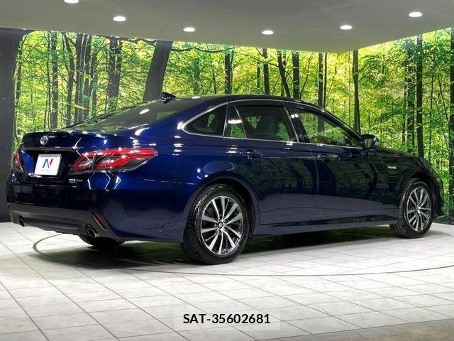 Toyota CROWN SEDAN 2019-07 8524181-17