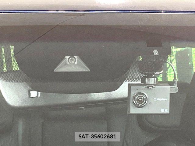 Toyota CROWN SEDAN 2019-07 8524181-7