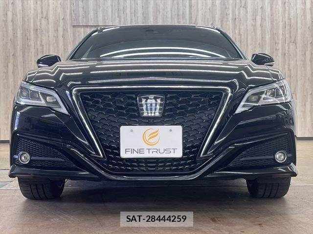 Toyota CROWN SEDAN 2019-11 8561575-13