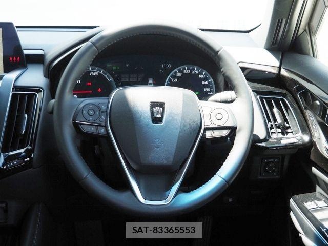 Toyota CROWN SEDAN 2020-10 8561571-15