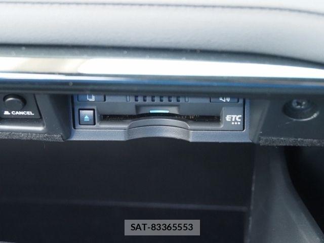 Toyota CROWN SEDAN 2020-10 8561571-27