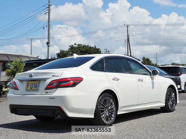 Toyota CROWN SEDAN 2020-10 8561571-4