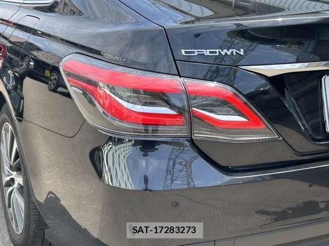 Toyota CROWN SEDAN 2020-06 8626302-13