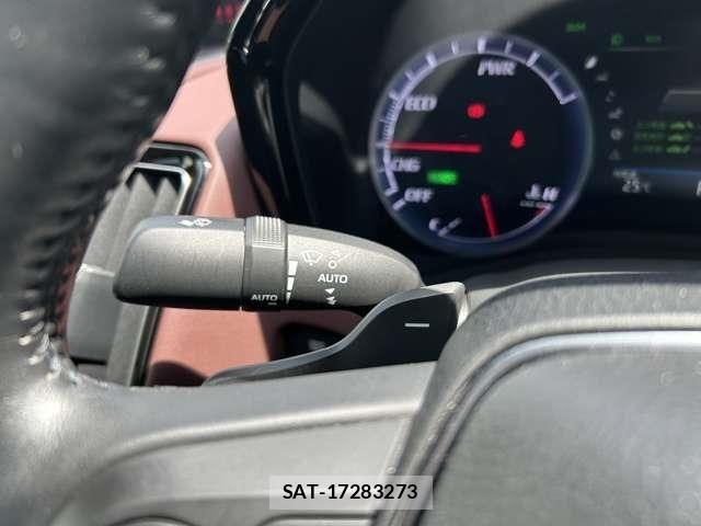 Toyota CROWN SEDAN 2020-06 8626302-18