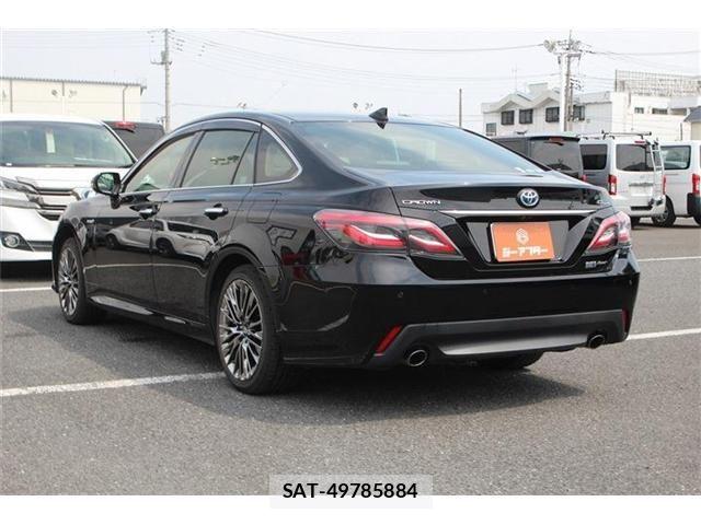 Toyota CROWN SEDAN 2019-01 8626304-10