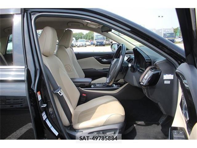 Toyota CROWN SEDAN 2019-01 8626304-22
