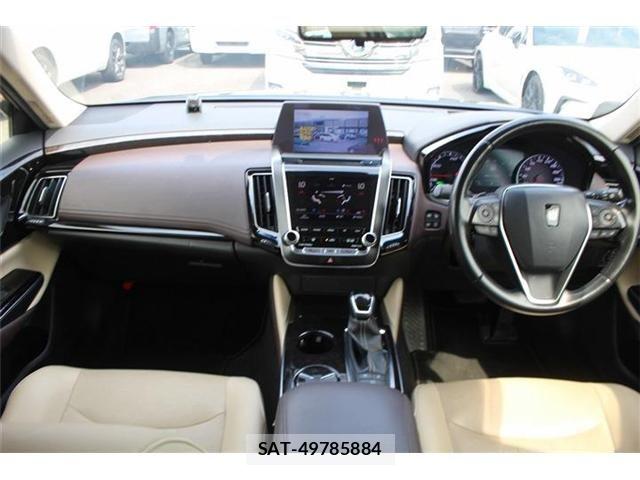 Toyota CROWN SEDAN 2019-01 8626304-26